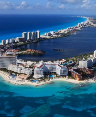 cancun-tourist-area