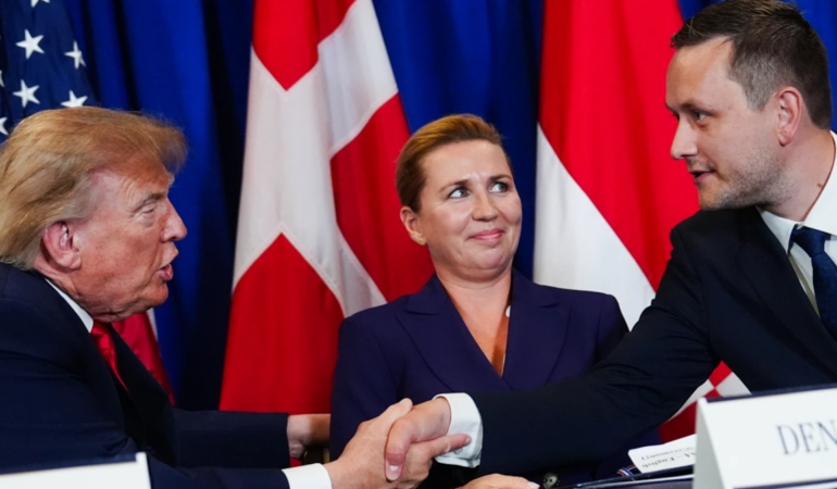 ABD Başkanı Donald Trump Grönland Askeri Anlaşmasını Toprak Devri Olmadan İmzaladı